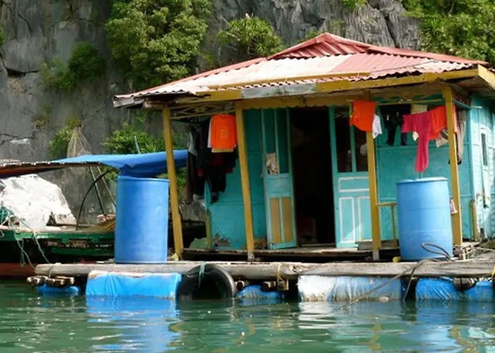 Overnight In Cat Ba Island * Ha Long