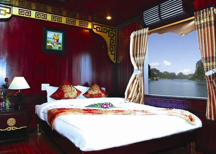 Overnight In Cat Ba Island * Ha Long